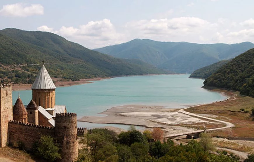 Must See Surroundings – Tour to Mtskheta and Ananuri Fortress