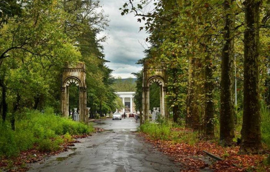 Gems of Western Georgia – Kutaisi and Martvili