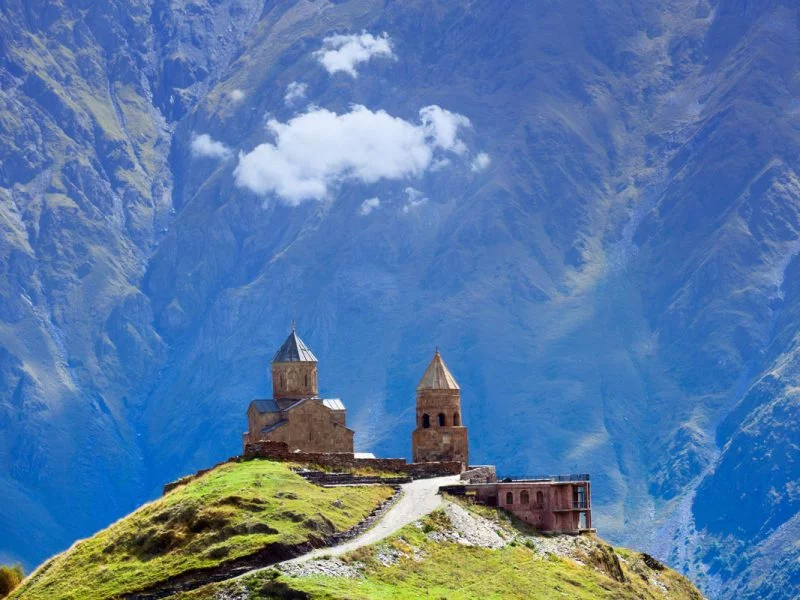 Feel Most Alive – Tour to Kazbegi Mountains from Tbilisi