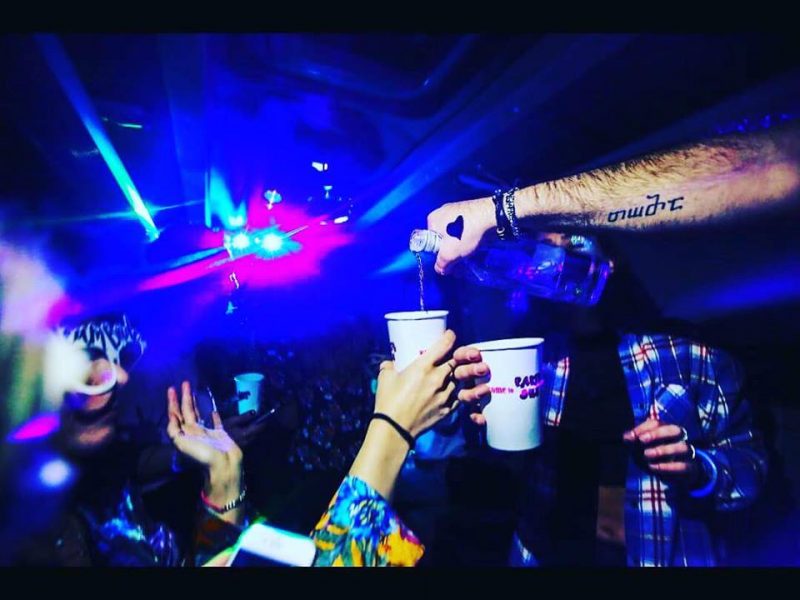 Party Bus — Опыт грузинского застолья!