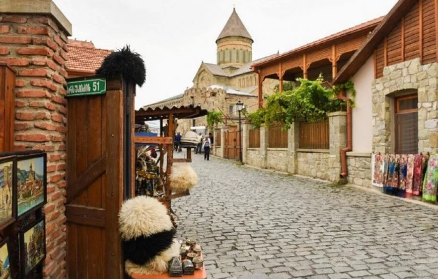 Must See Surroundings – Tour to Mtskheta and Ananuri Fortress