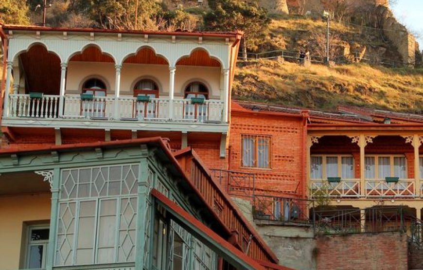 Walking tour in Tbilisi