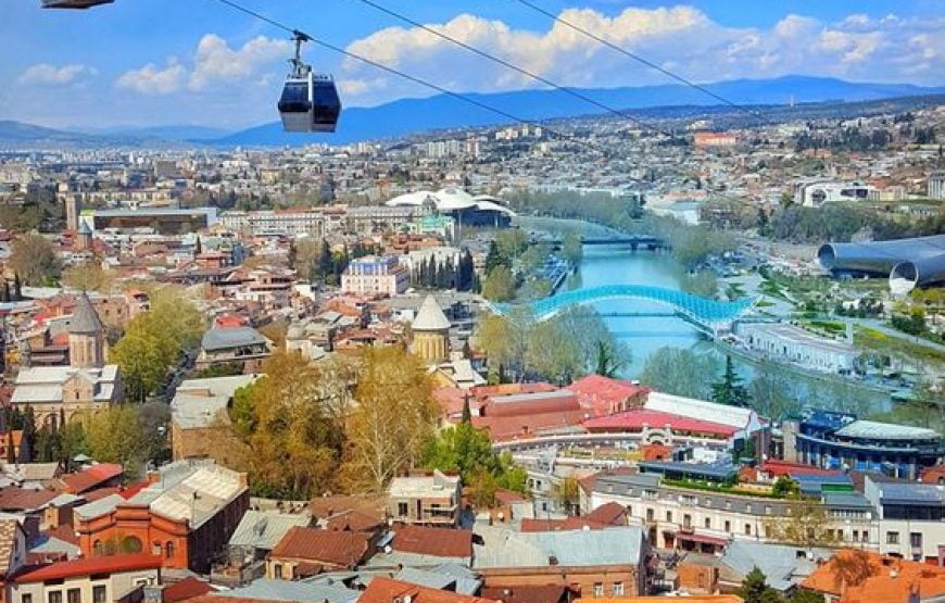 Walking tour in Tbilisi