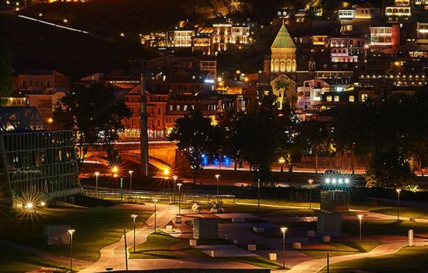 Walking tour in Tbilisi