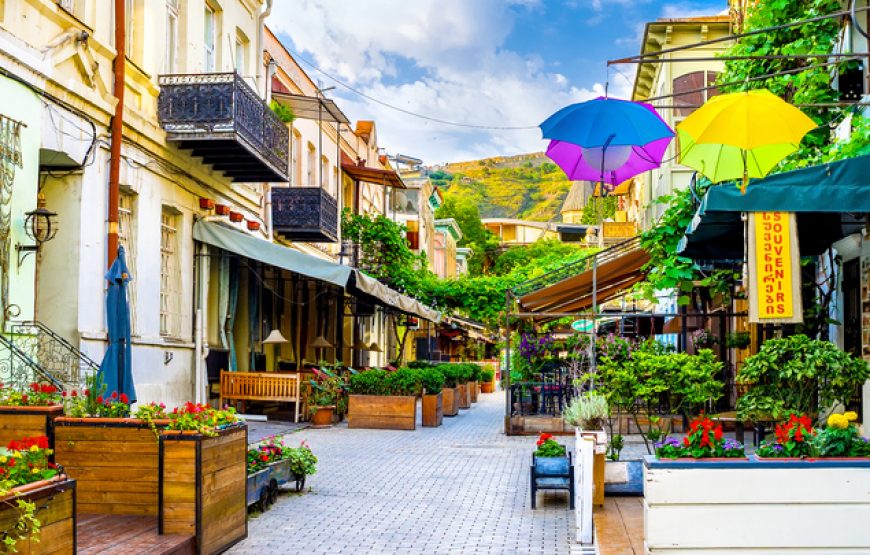 Walking tour in Tbilisi